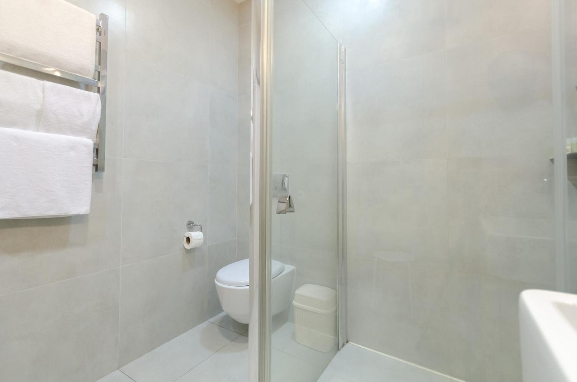 Petrovdom 205-206 Panoramic City View Apartments At Rc Kvartet, Central Railway Station Kiev Luaran gambar
