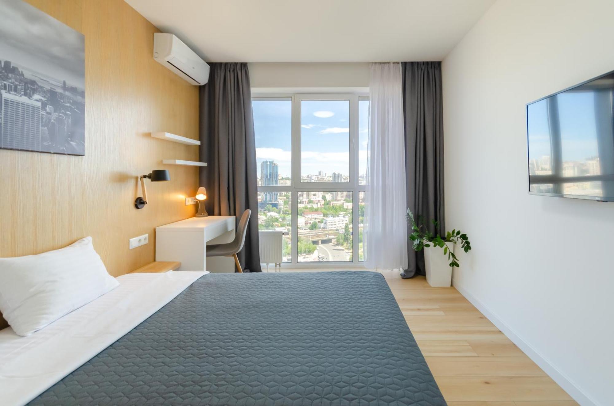 Petrovdom 205-206 Panoramic City View Apartments At Rc Kvartet, Central Railway Station Kiev Luaran gambar
